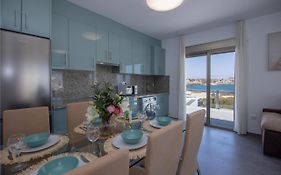 Apartment Holiday 5 Beachfront Corralejo By Holidays Home